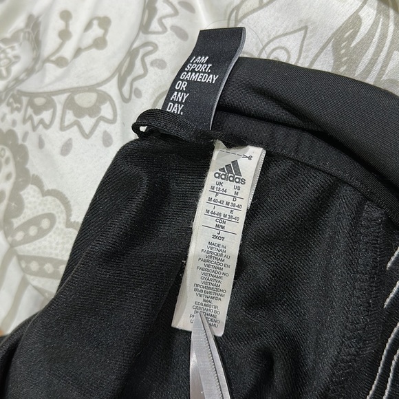 Adidas M - Picture 12 of 12